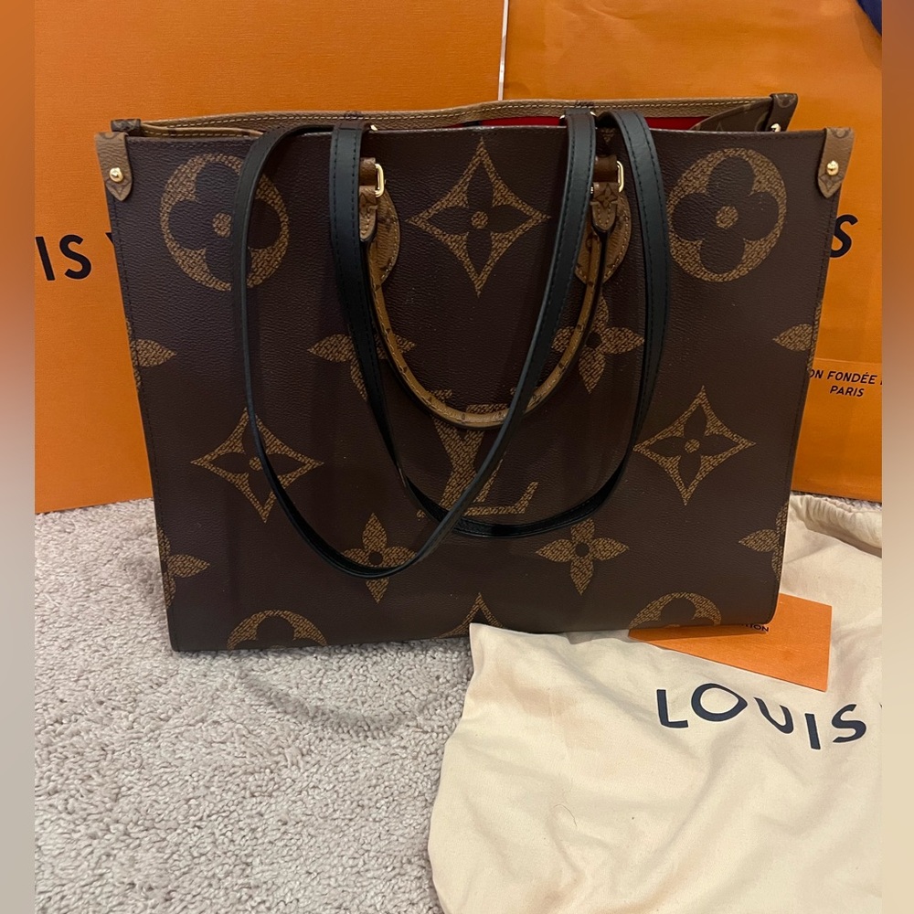 Louis Vuitton on the go GM tote